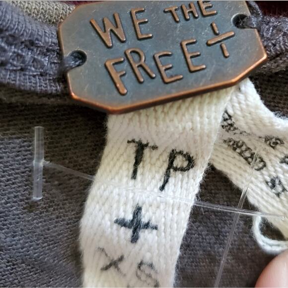 Free People Midnight Colorblock Ombre Hi-Low Tee XS - Picture 3 of 8